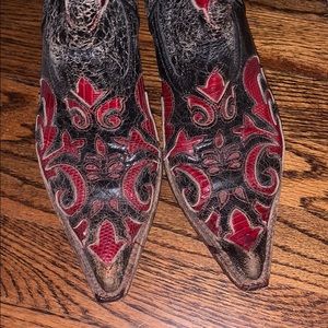 6.5 Ladies Black and Red Corral Boots